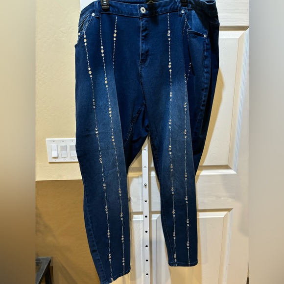 #44 Ashley Stewart Jeans - Picture 1 of 1